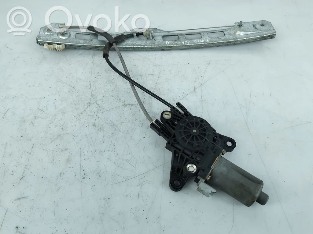 Peugeot 306 Meccanismo di sollevamento del finestrino posteriore senza motorino