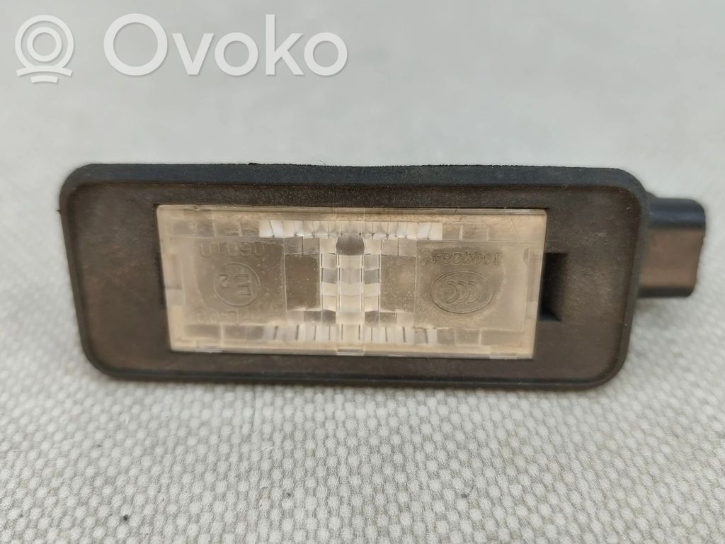 Éclairage de plaque d'immatriculation   9682403680,2PINOS