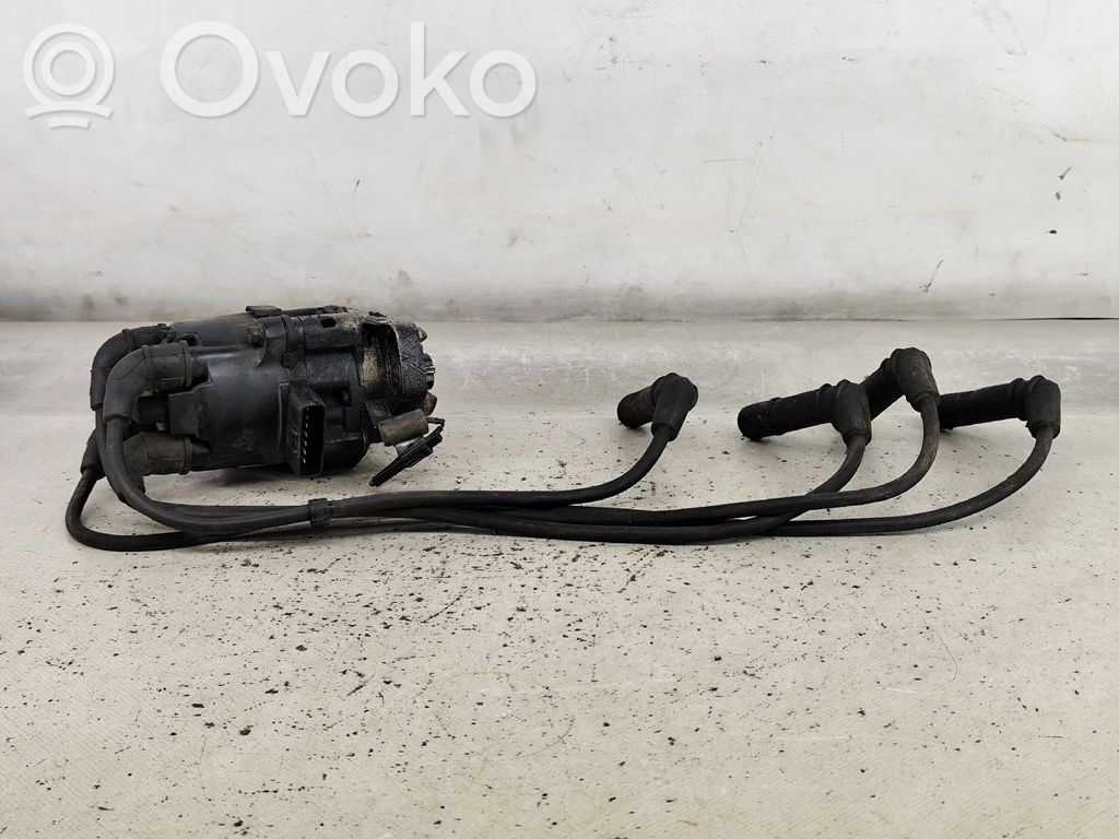 Ignition distributor   T2T59571