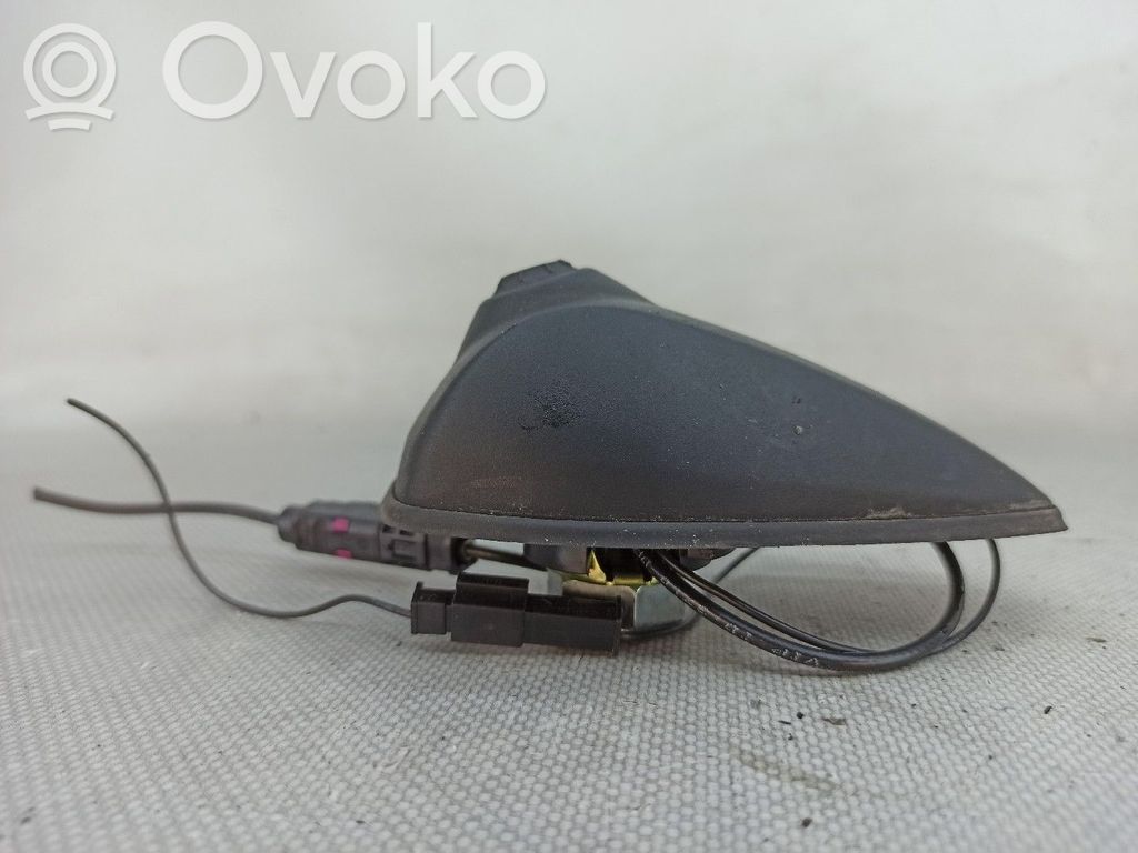 BMW 1 E81 E87 Radion antenni 