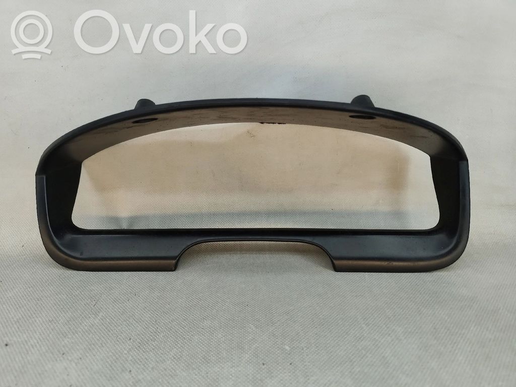 Toyota Carina T190 Отделка приборного щитка 