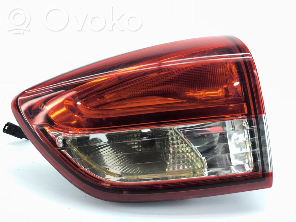 Renault Clio IV Feux arrière sur hayon 