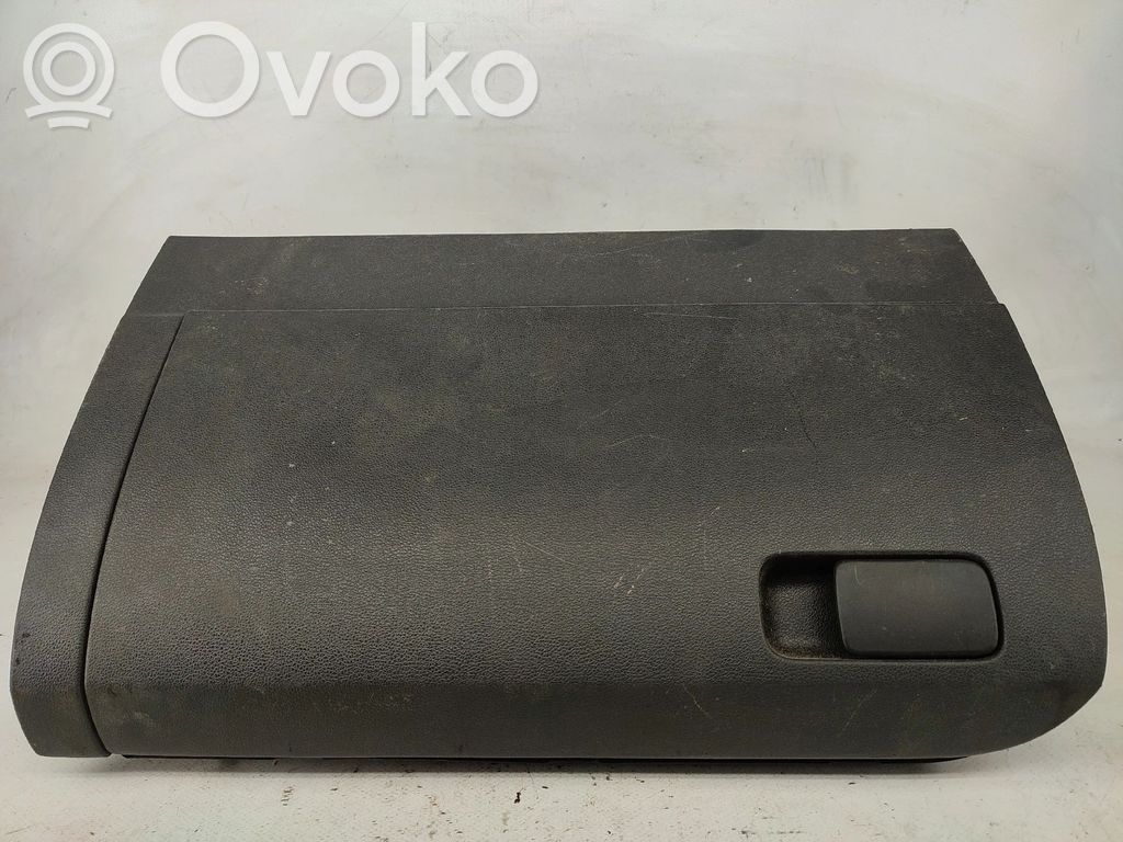 Guantera   6R1857097AA