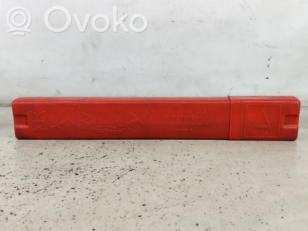 Audi TT Mk1 Triangle d'avertissement