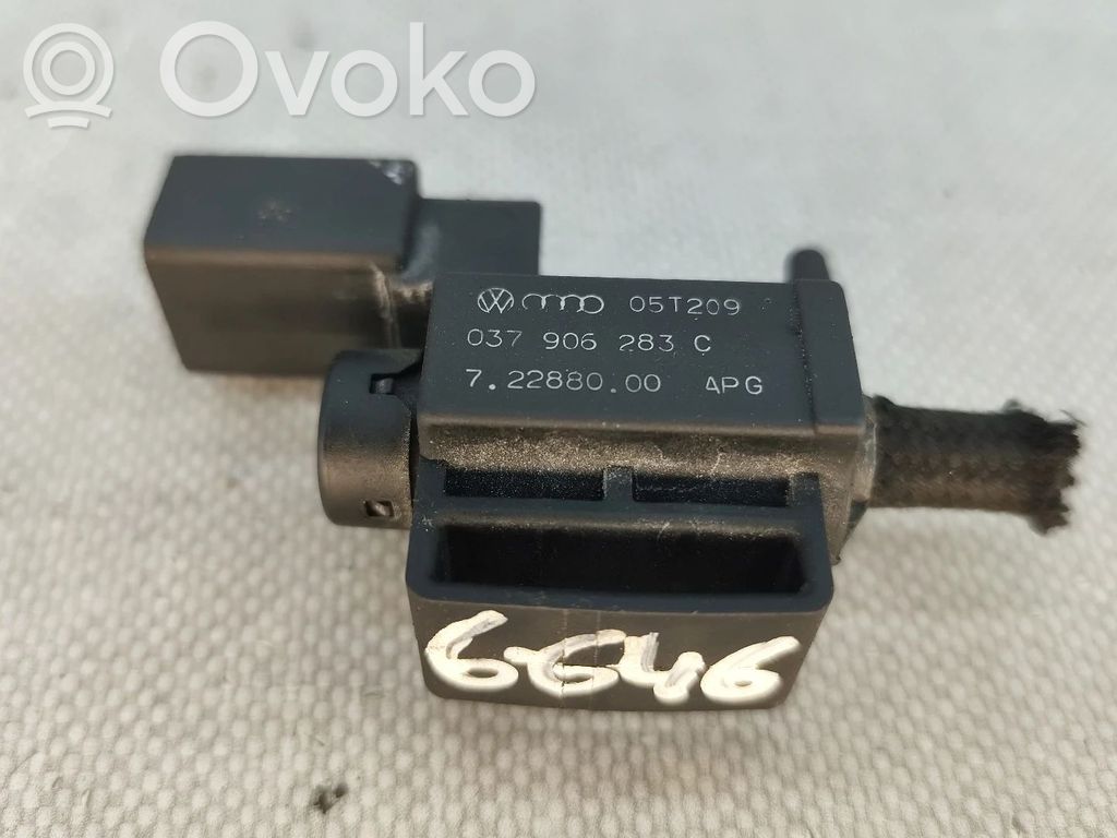 Volkswagen Golf V Solenoid supapă turbosuflantă 