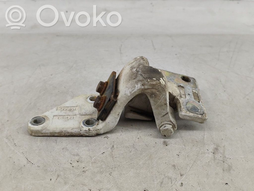 Volkswagen Iltis Etuoven pidätin 