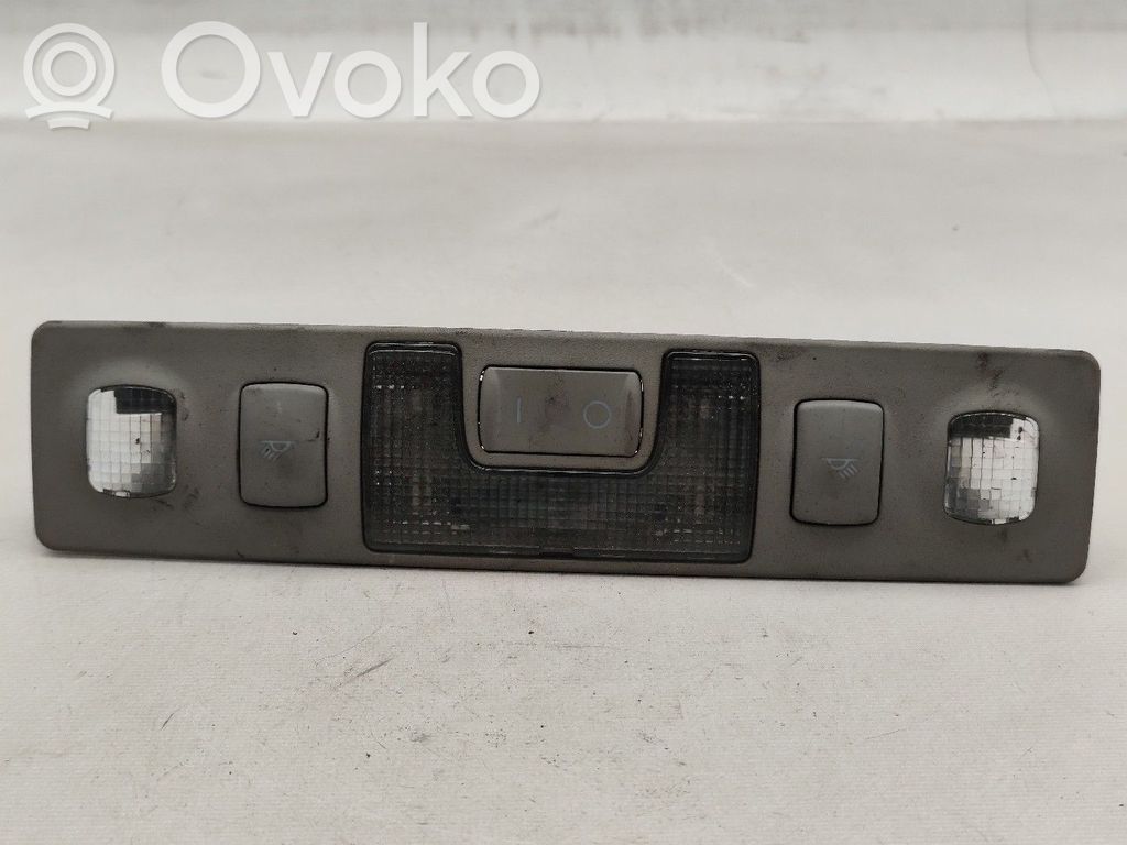 Audi A6 Allroad C5 Rivestimento della console di illuminazione installata sul rivestimento del tetto 