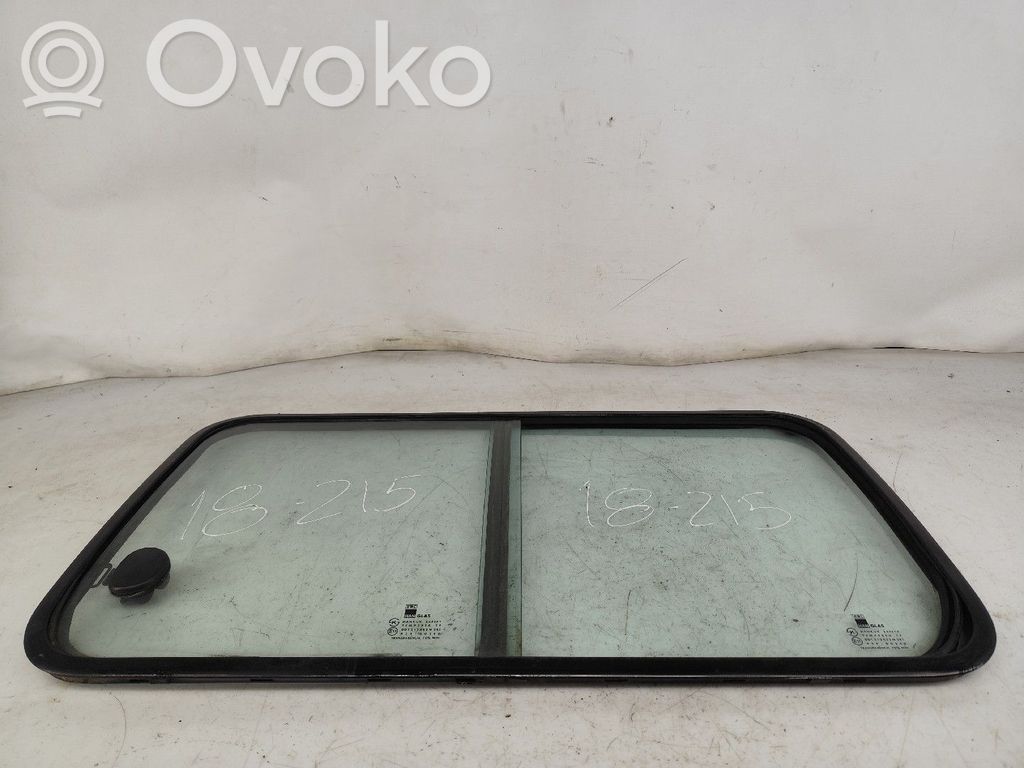 Hyundai H-1, Starex, Satellite Finestrino laterale posteriore