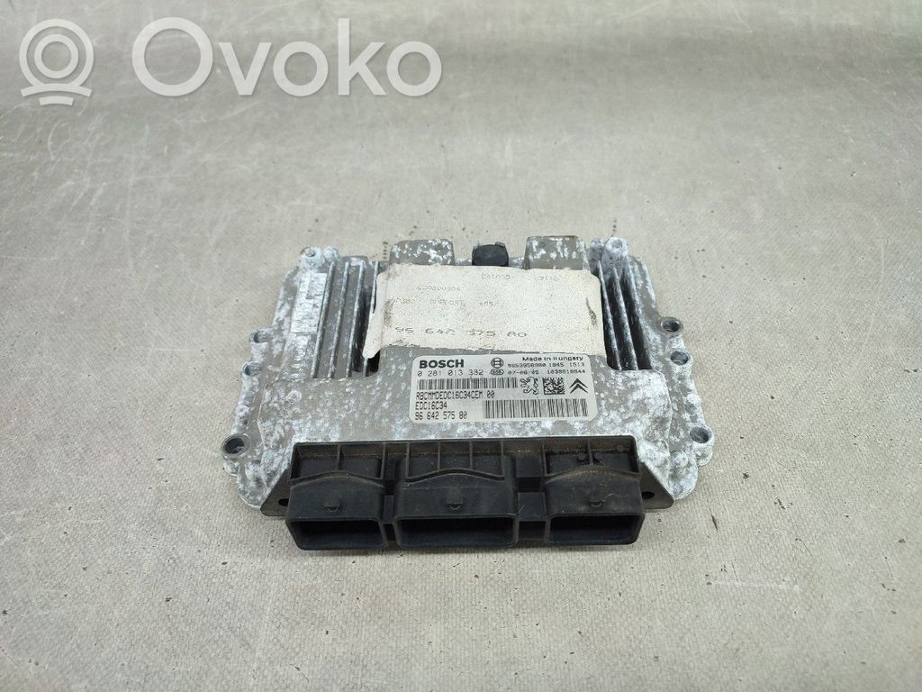 Citroen C4 I Moottorin ohjainlaite/moduuli 