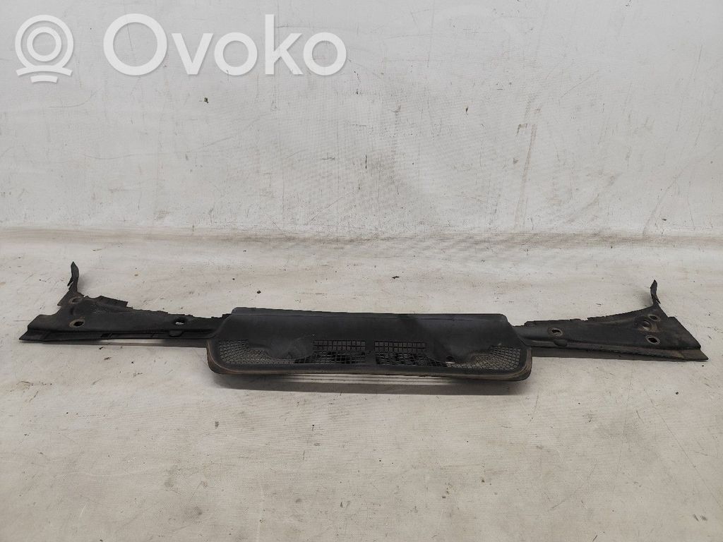 BMW 3 E36 Moldura del limpia 