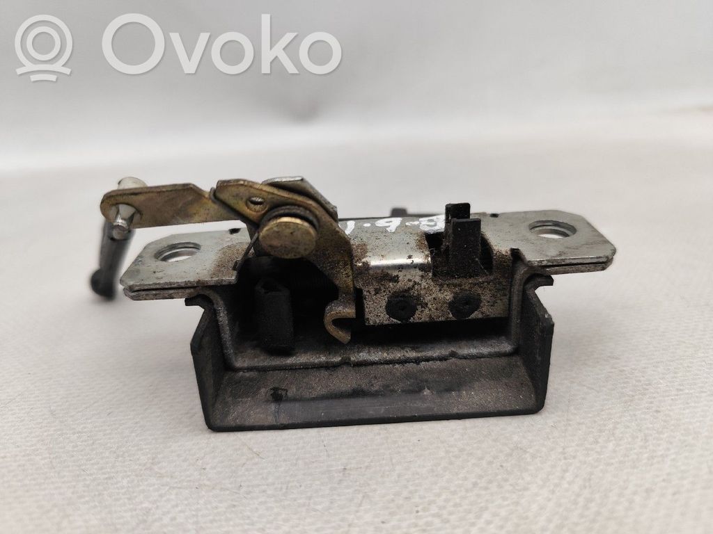 Volkswagen Polo IV 9N3 Încuietoare externă portbagaj 