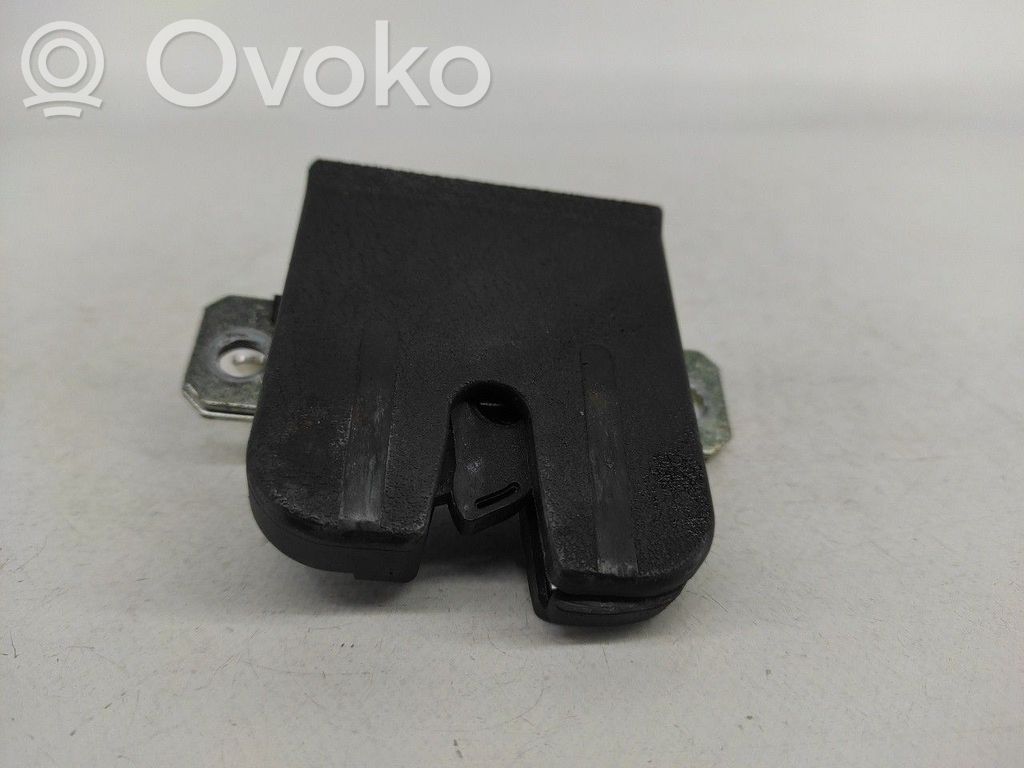 Volkswagen Polo IV 9N3 Încuietoare externă portbagaj 