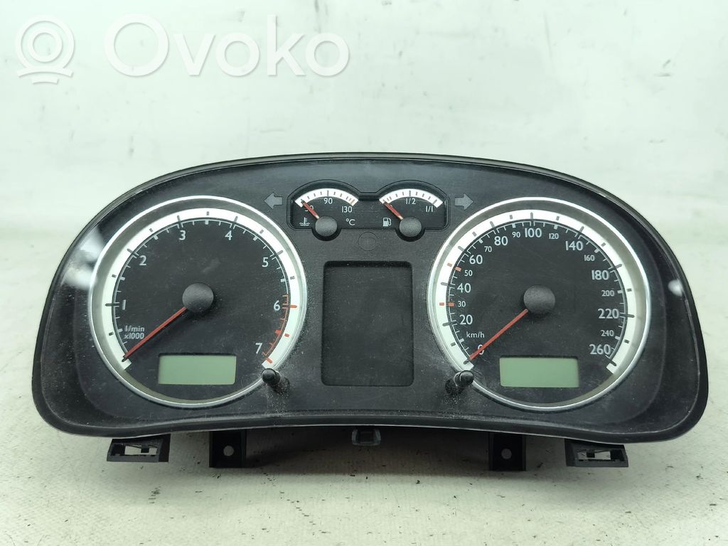 Volkswagen Golf IV Velocímetro (tablero de instrumentos) 
