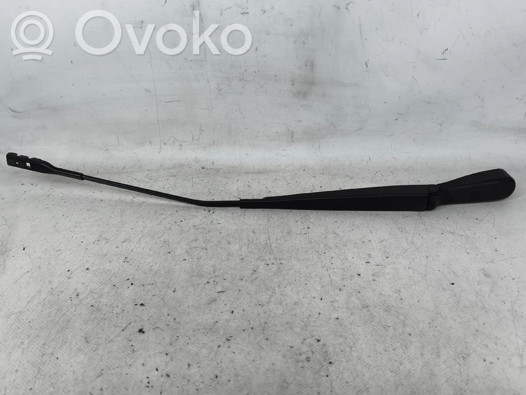 Mercedes-Benz CLA C118 X118 Bras d'essuie-glace avant