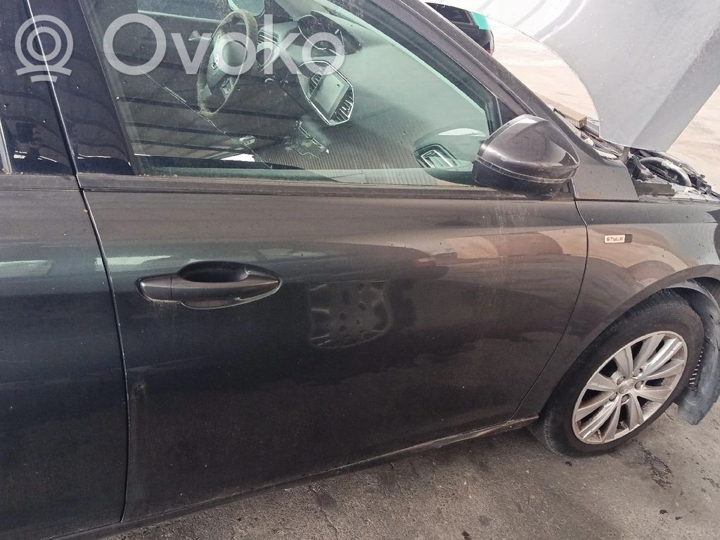 Peugeot 308 Drzwi przednie 