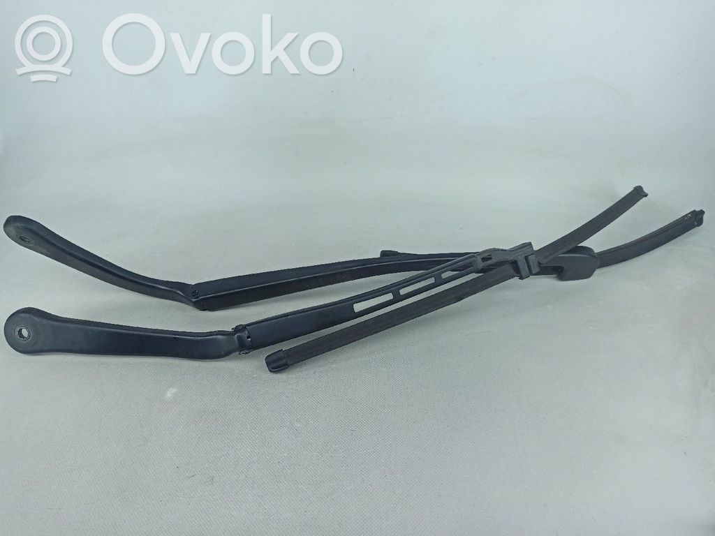 BMW 3 E90 E91 Ramię wycieraczki szyby przedniej / czołowej