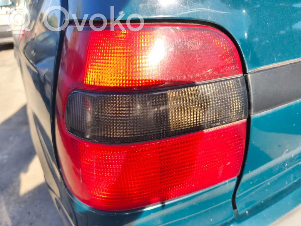 Skoda Felicia II Rückleuchte Heckleuchte innen 