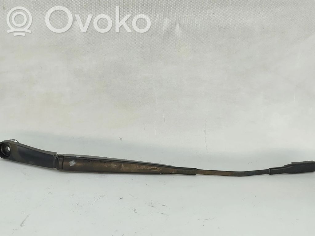 Hyundai Bayon Brazo del limpiaparabrisas delantero