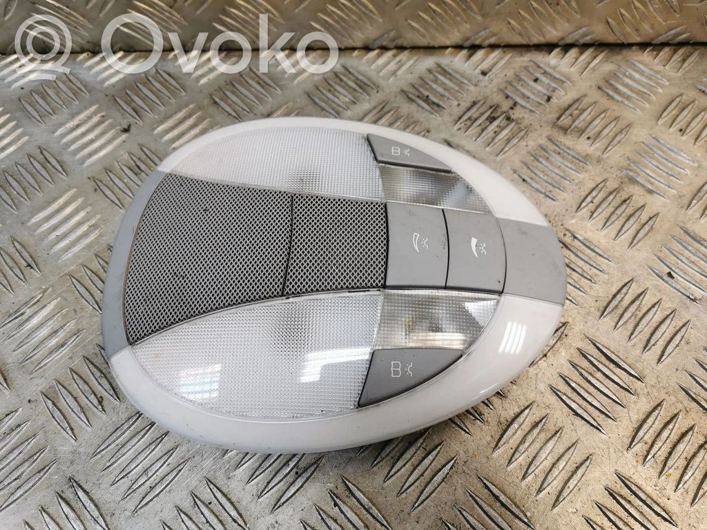 Mercedes-Benz E W211 Światło fotela przedniego 