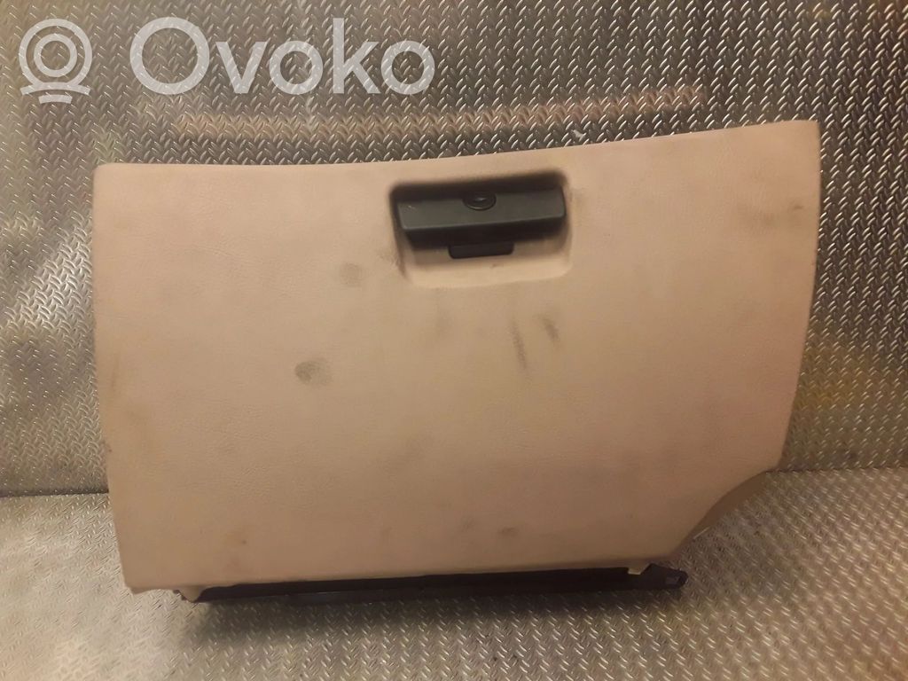 Daiktadėžė   8245968