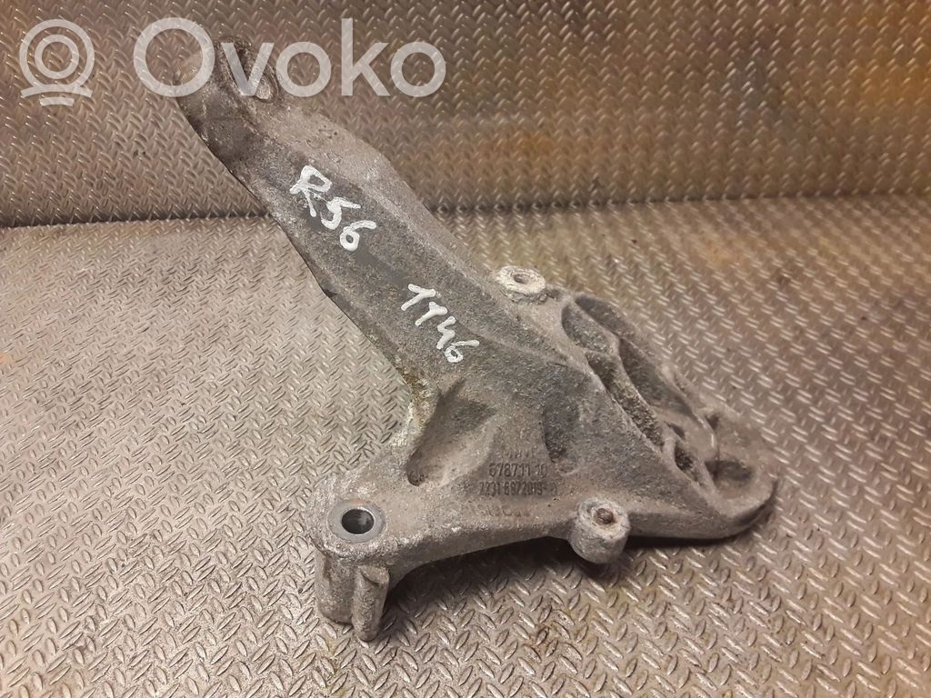 Engine mounting bracket   6872019