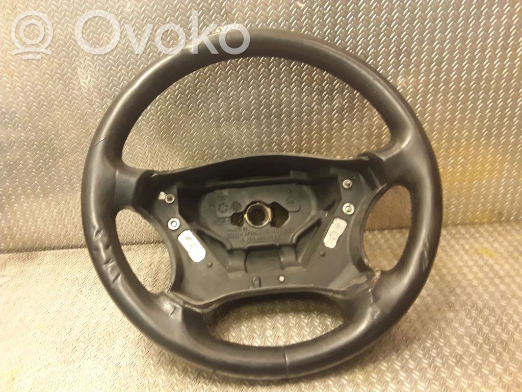 Mercedes-Benz C W203 Ohjauspyörä 