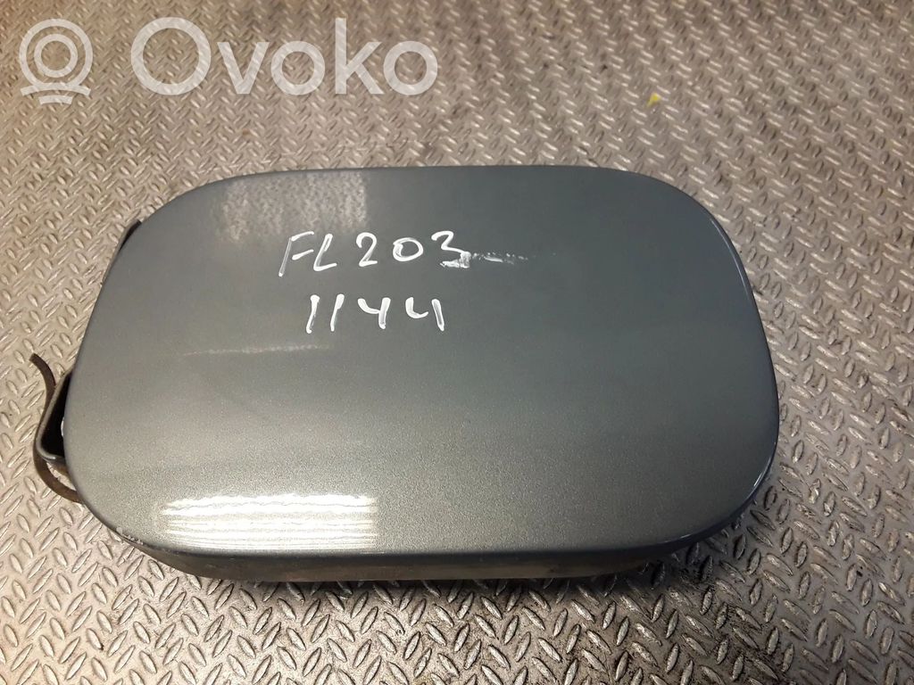 Mercedes-Benz C W203 Klapka wlewu paliwa 