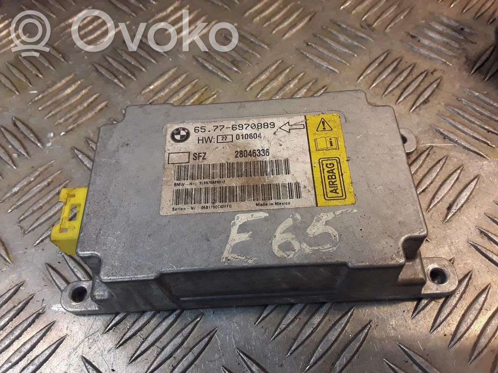 Turvatyynyn ohjainlaite/moduuli   6970889