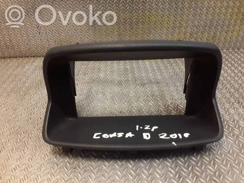 Opel Corsa D Altra parte esteriore 