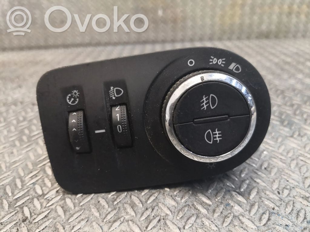 Opel Corsa D Interruptor de luz 