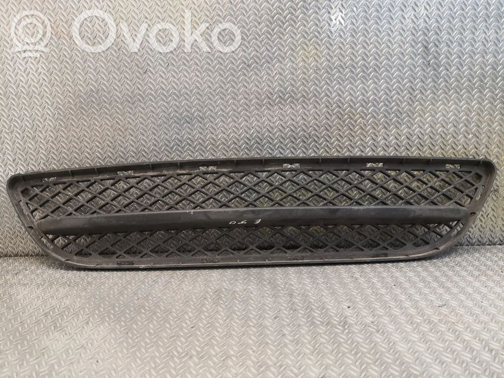 Kühlergrill   7154556