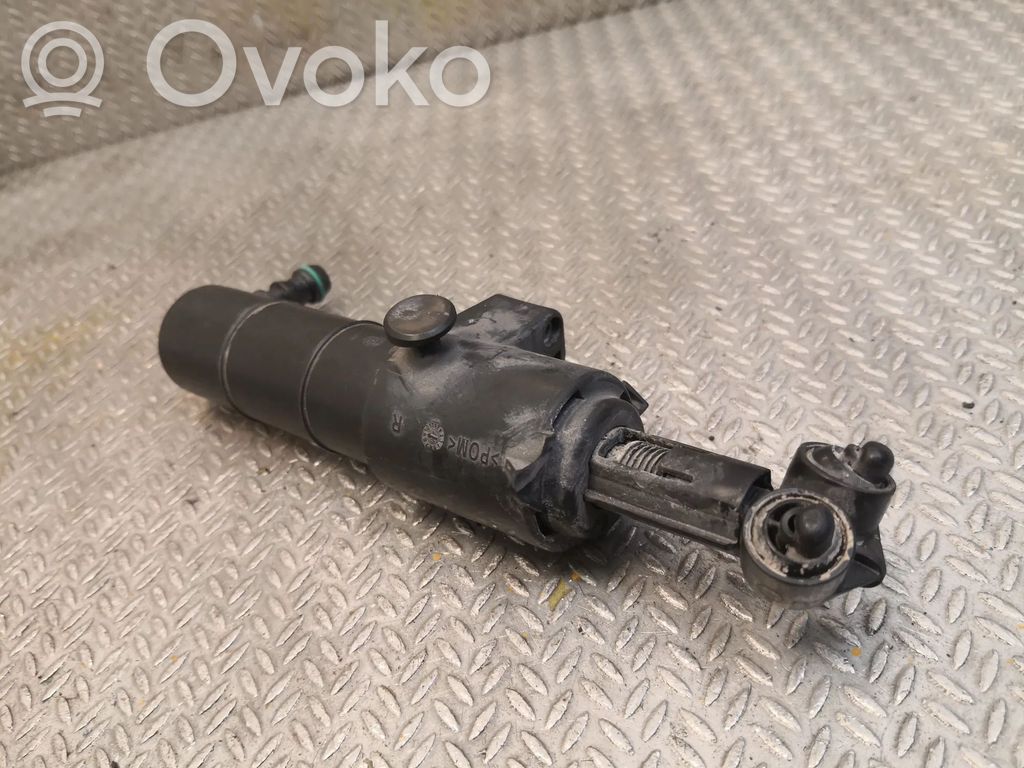 Mercedes-Benz C W204 Dysza spryskiwacza lampy przedniej 