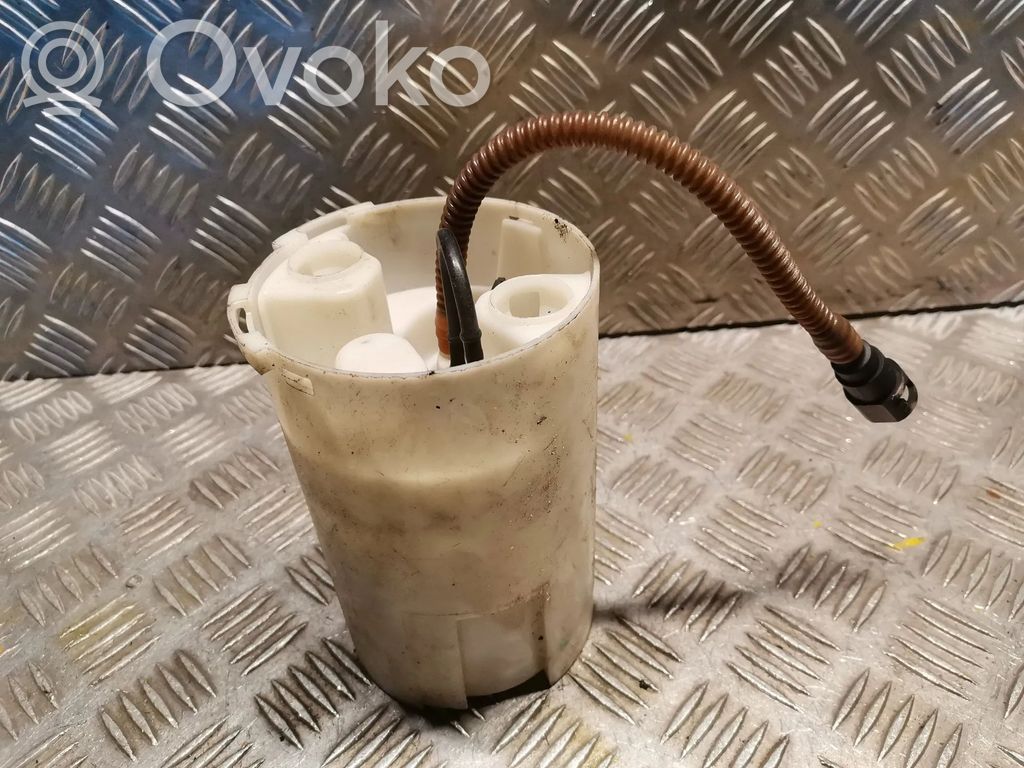 BMW X3 E83 In-tank fuel pump 