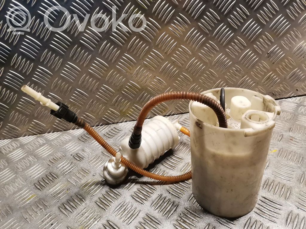 BMW X3 E83 In-tank fuel pump 