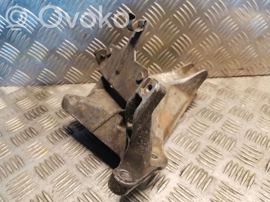 BMW 1 E81 E87 Suport motor 