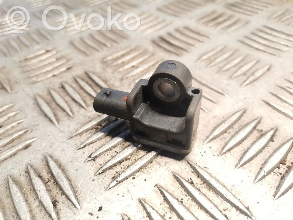 Mercedes-Benz A W176 Airbag deployment crash/impact sensor 