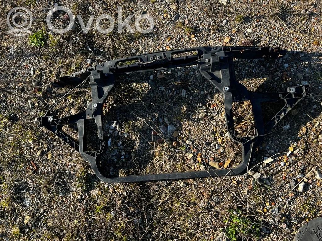 BMW X3 E83 Radiatoru panelis 