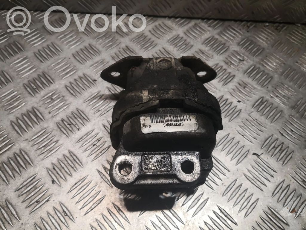 Chrysler 300 - 300C Engine mount bracket 