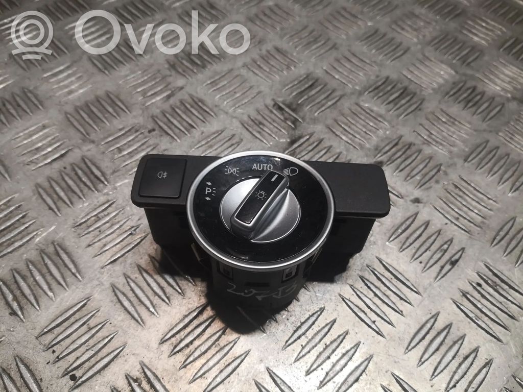 Mercedes-Benz E A207 Light switch 