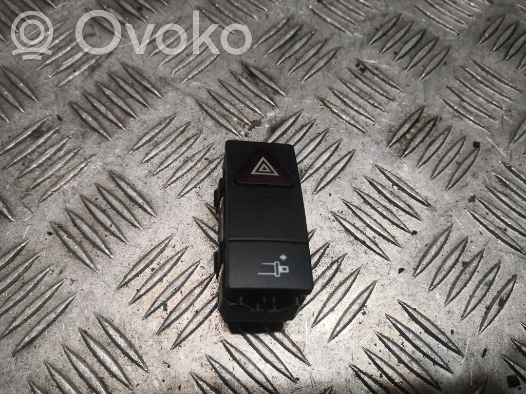 Mercedes-Benz E A207 Comutator lumini pericol 