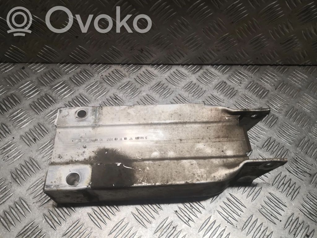 Mercedes-Benz E W212 Podłużnica przednia 