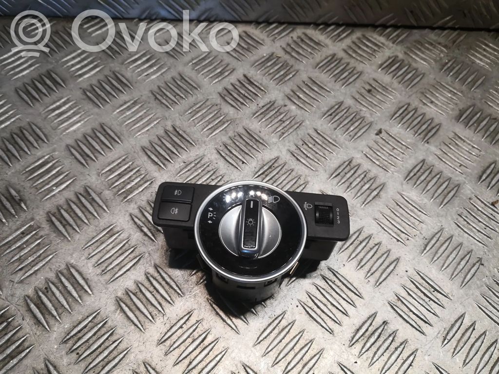Mercedes-Benz C W204 Interruptor de luz 