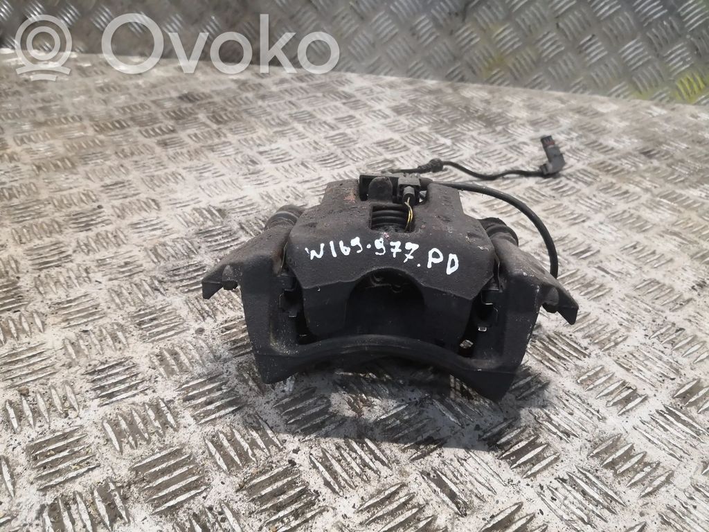 Mercedes-Benz A W169 Zacisk hamulcowy przedni 
