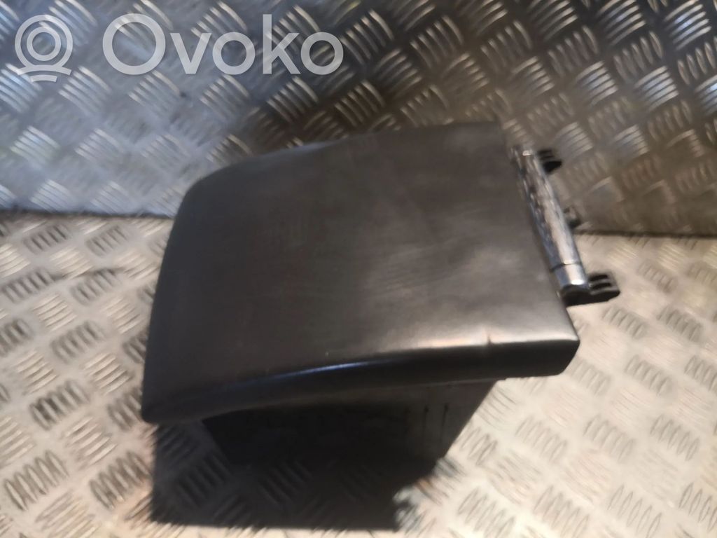 Armrest   3D0864209D