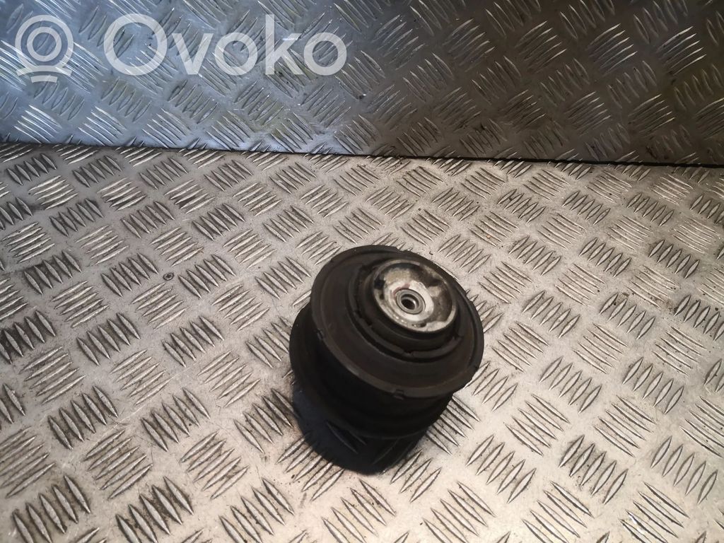 Wspornik / Mocowanie silnika   A2212401317,2212401317