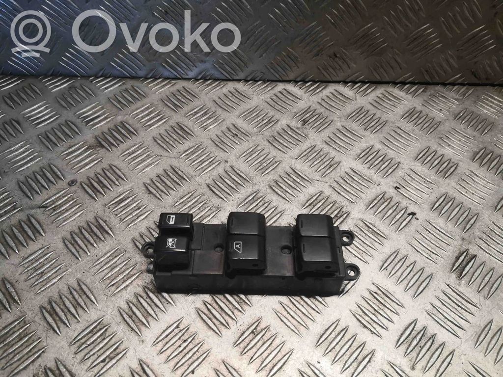 Subaru Forester SH Przyciski szyb 