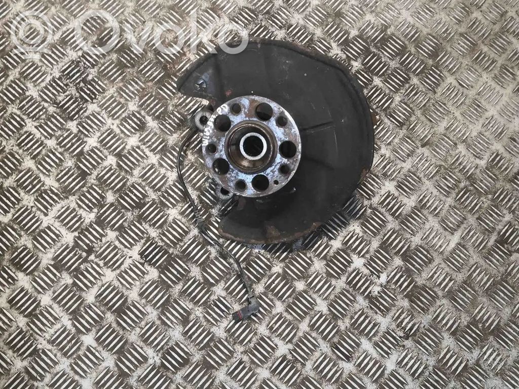 Mercedes-Benz A W169 Piasta koła przedniego 