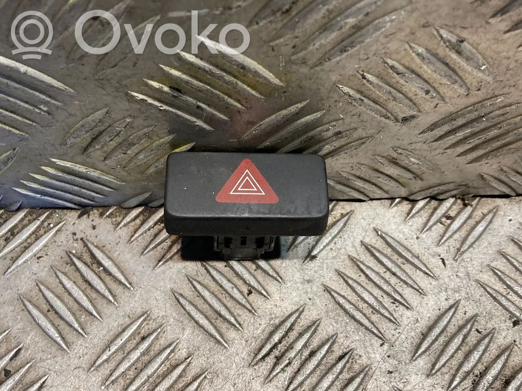 Nissan Pixo Botón interruptor de luz de peligro 