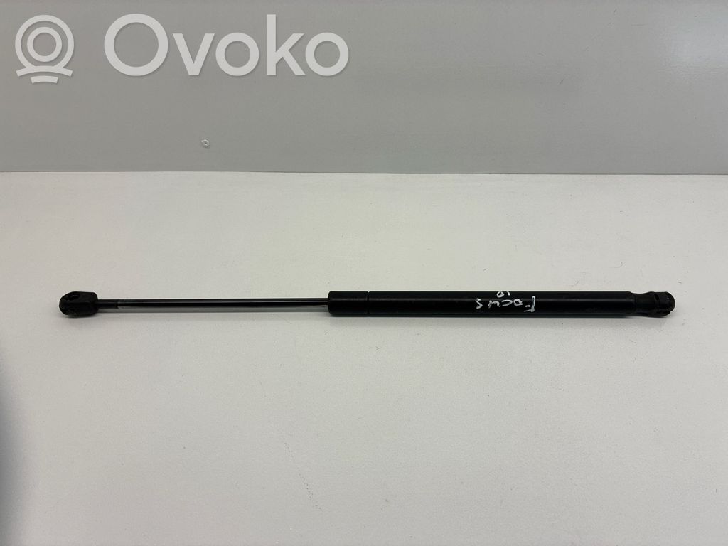 Ford Focus Tailgate/trunk strut/damper 
