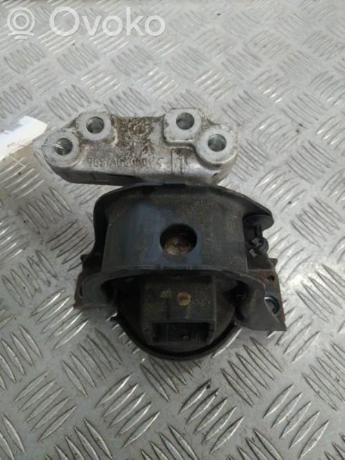 Citroen DS3 Engine mount bracket 